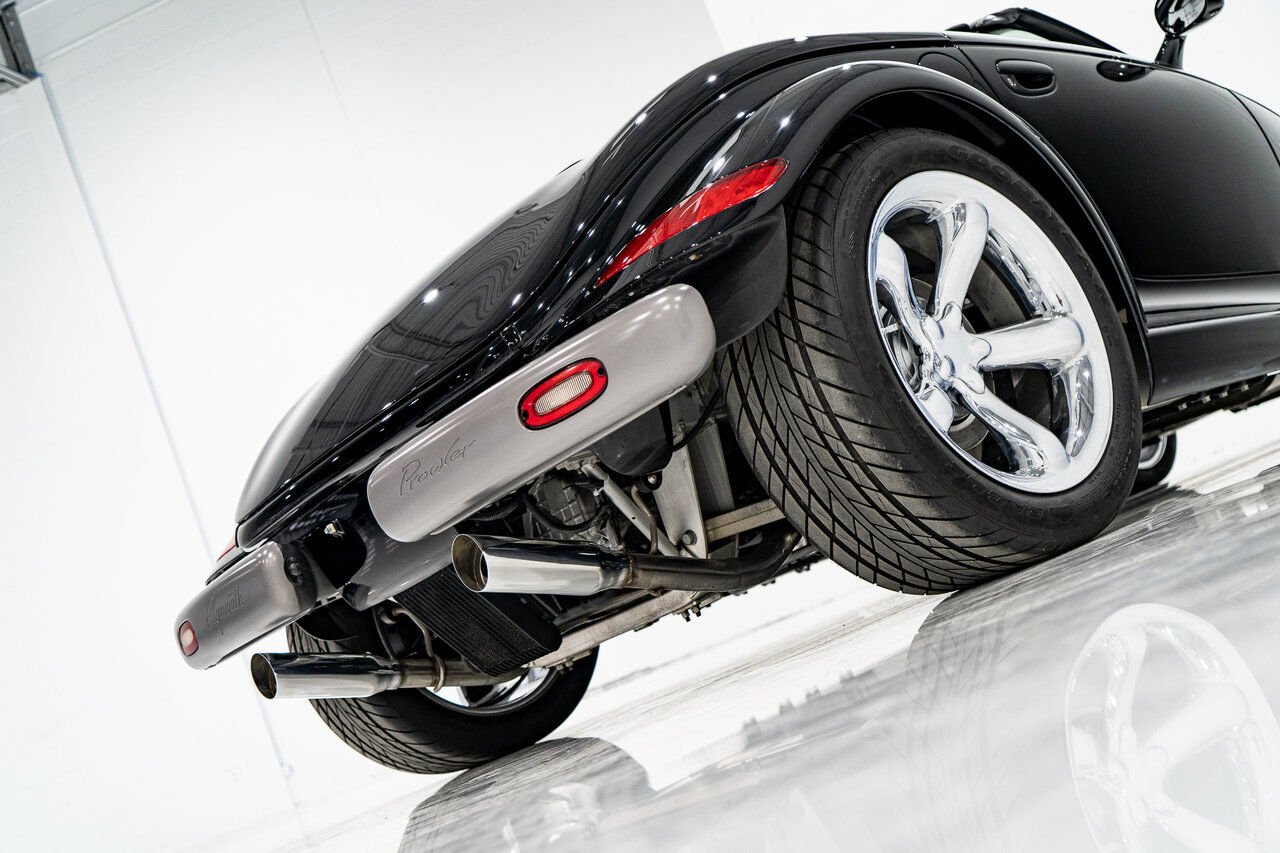 1999 Plymouth Prowler Desirable Black Colour with only 7,611KM (4756mi) from new **PRICE IN USD** Black Montreal - photo #61
