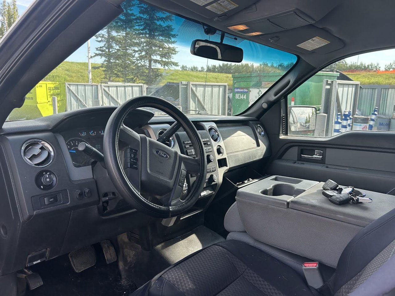 2013 Ford F-150 4WD SuperCrew 145 XLT White Sherwood Park - photo #6