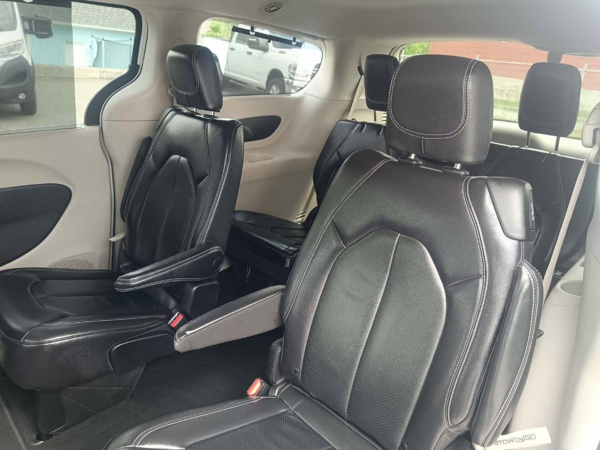 Chrysler Pacifica 2022 Blanc Lac Mégantic - photo #11