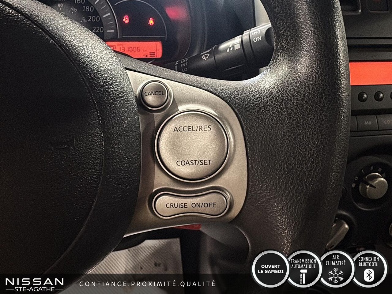 2017 Nissan Micra SV | AUTOMATIQUE | CLIMATISATION | JAMAIS ACCIDENTÉ Black Saint-Jérôme - photo #15