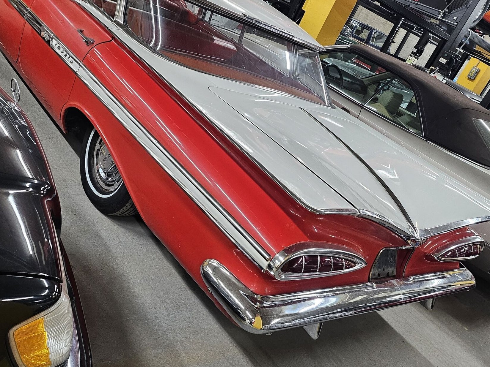 Chevrolet Impala Rare find - Survivor - Flat top 1959 Rouge Montréal - photo #6
