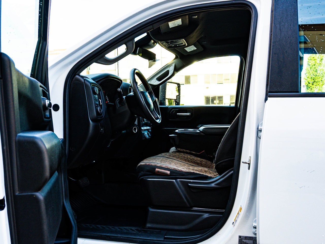 2024 Chevrolet Silverado 3500HD 4WD Crew Cab 159 Work Truck White Sherwood Park - photo #15