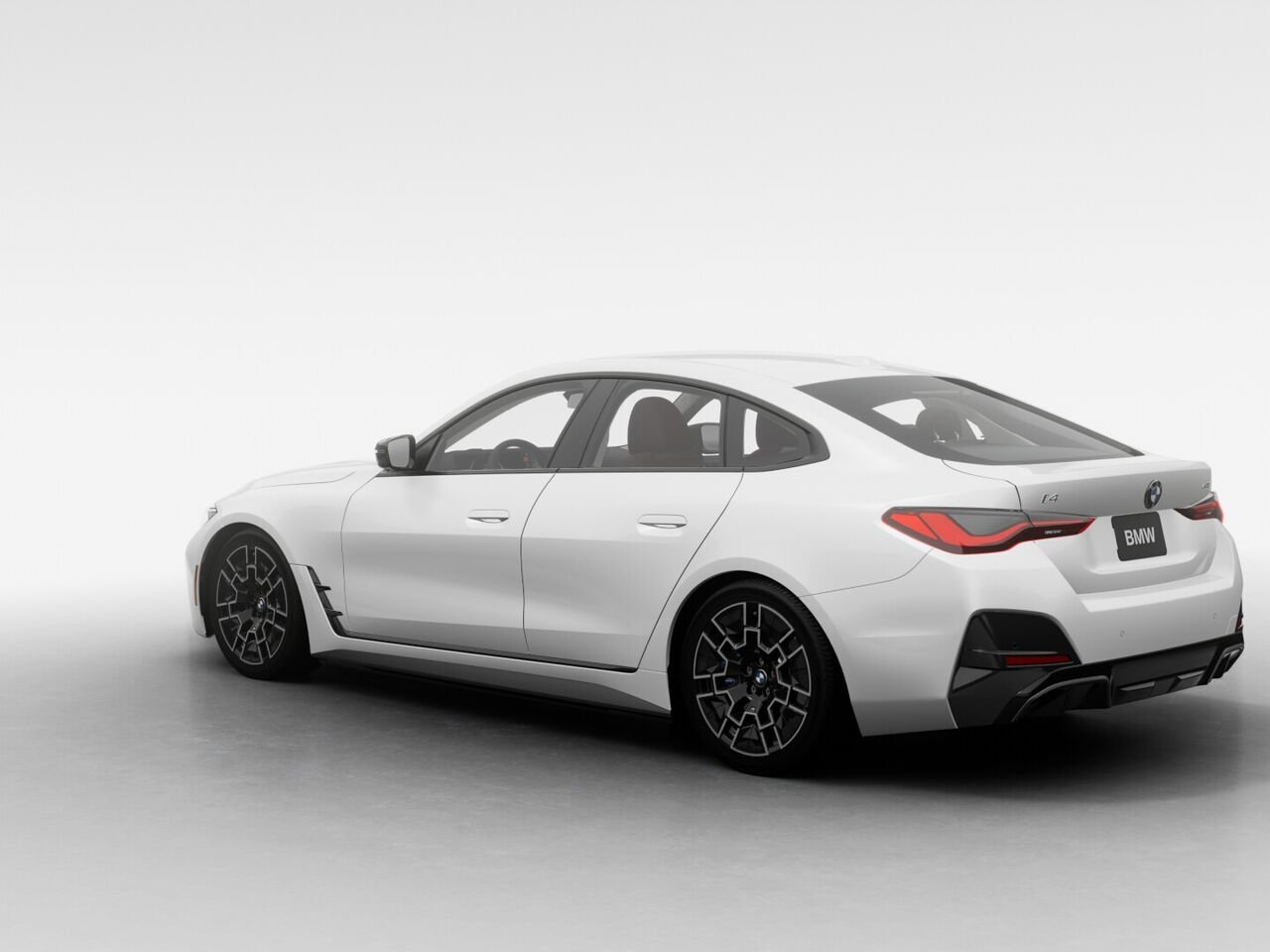 2026 BMW i4 Alpine White Blainville - photo #1