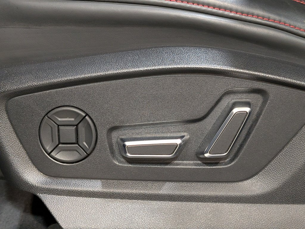 2023 Audi RS Q8 4.0 TFSI quattro Black Val-David - photo #11