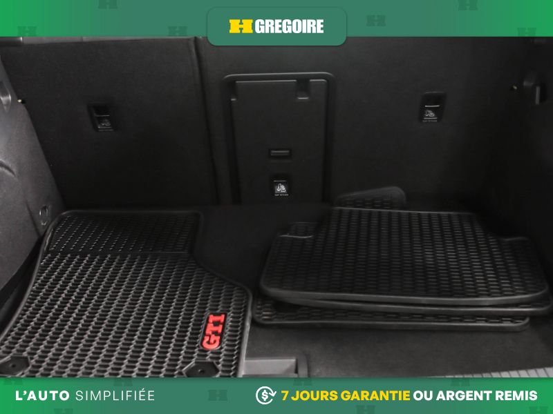 Volkswagen Golf GTI 2022 Jaune Blainville - photo #26