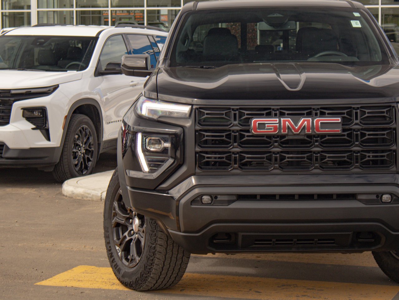 2024 GMC Canyon 4WD Crew Cab Elevation Black Sherwood Park - photo #4