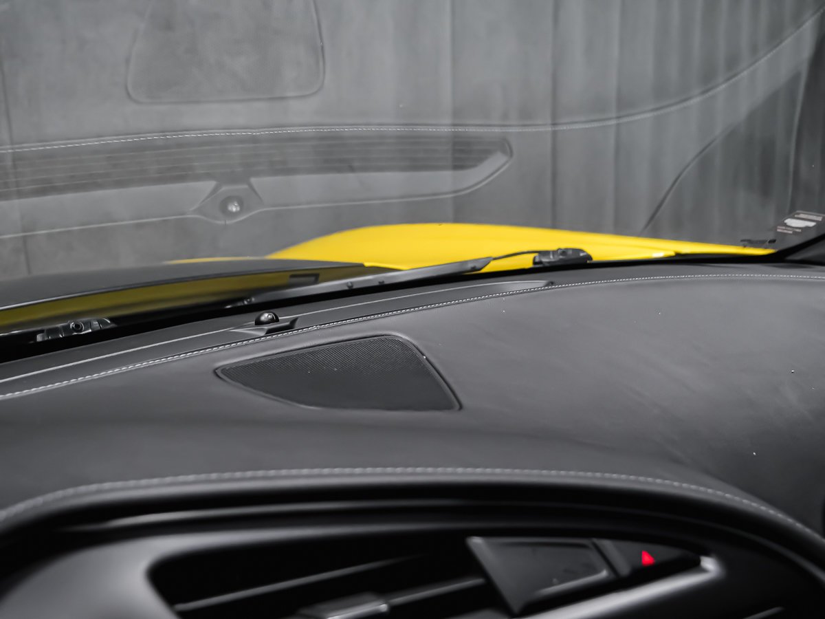 Chevrolet Corvette Z51 2LT 2019 Jaune Montréal - photo #26