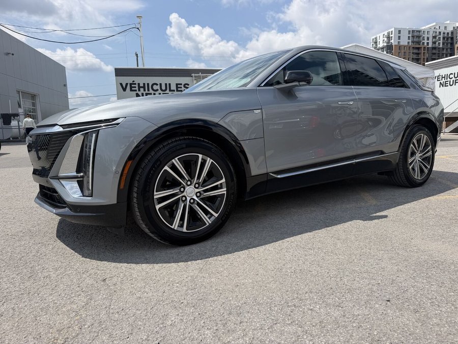 2024 Cadillac LYRIQ 2024 Silver
