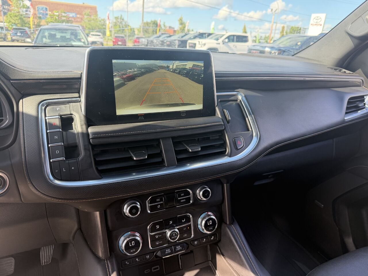2023 GMC YUKON AT4 AT4 4 portes 4RM White Ottawa & Gatineau - photo #6