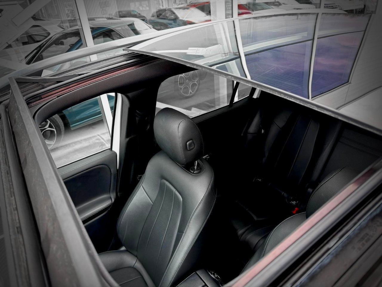 2021 Mercedes-Benz GLB White Notre-Dame-des-Prairies - photo #17