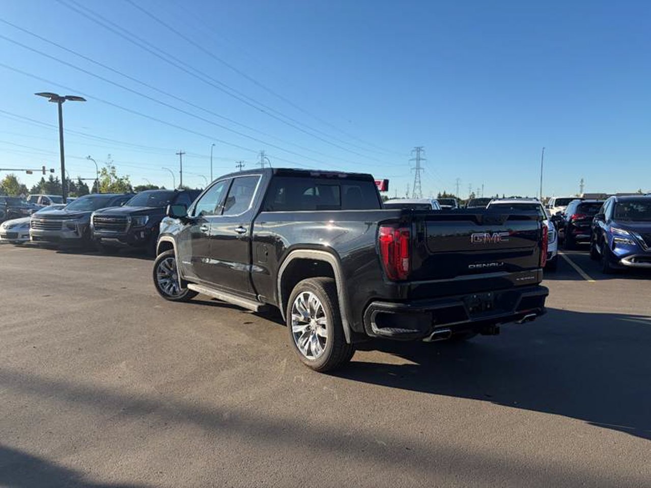 2025 GMC Sierra 1500 4WD Crew Cab 147 Denali Black Sherwood Park - photo #3