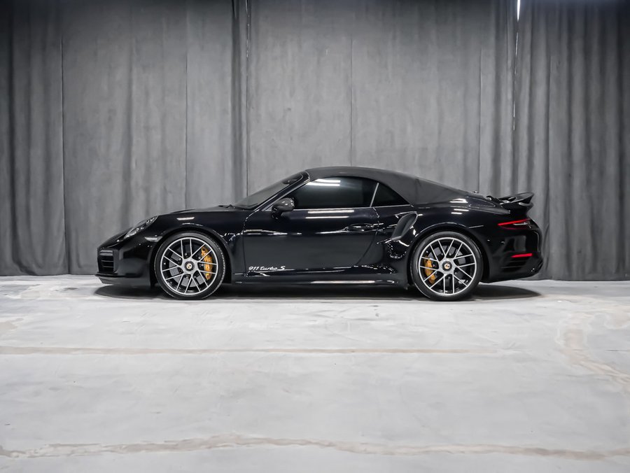 Porsche 911 TURBO S 2017 Noir