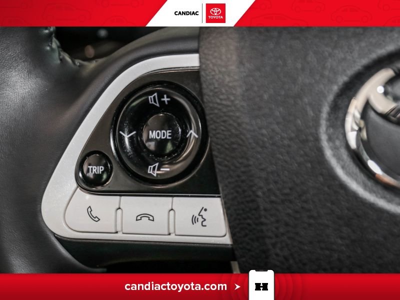 2019 Toyota Prius Red Saint-Eustache - photo #23