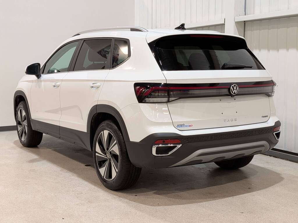2026 Volkswagen Taos Comfortline 4MOTION White Val-David - photo #6