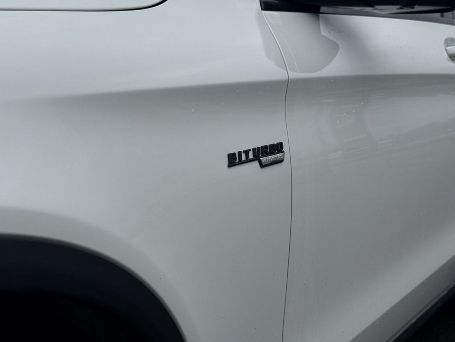 2021 Mercedes-Benz GLC43 AMG 2021 White
