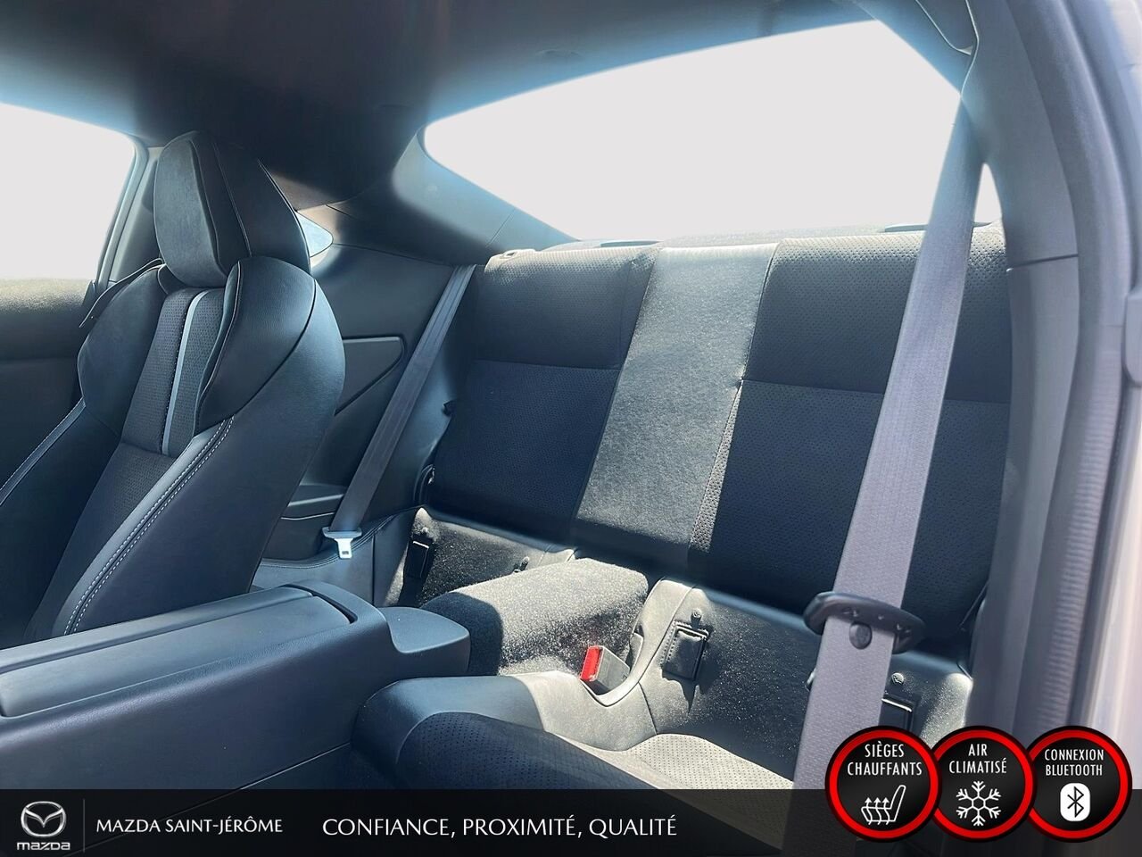 2025 Toyota GR86 Premium | AUTOMATIQUE | CLEAN CARFAX Grey Saint-Jérôme - photo #20