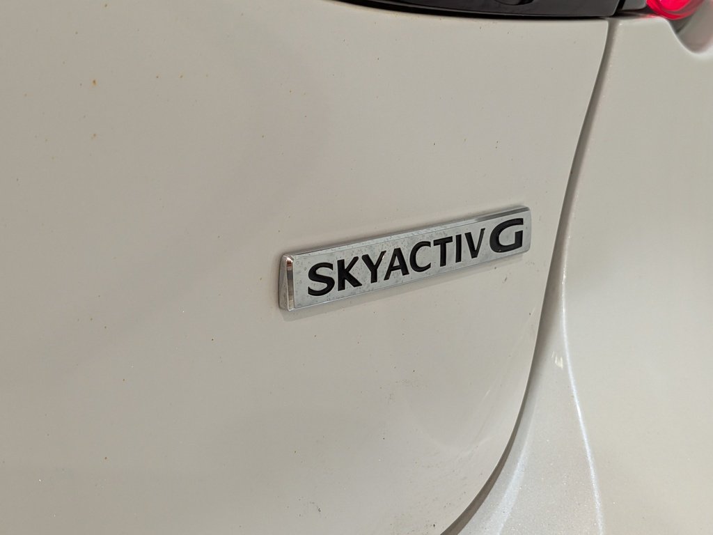2019 Mazda Mazda3 Sport GS Auto FWD White Val-David - photo #37
