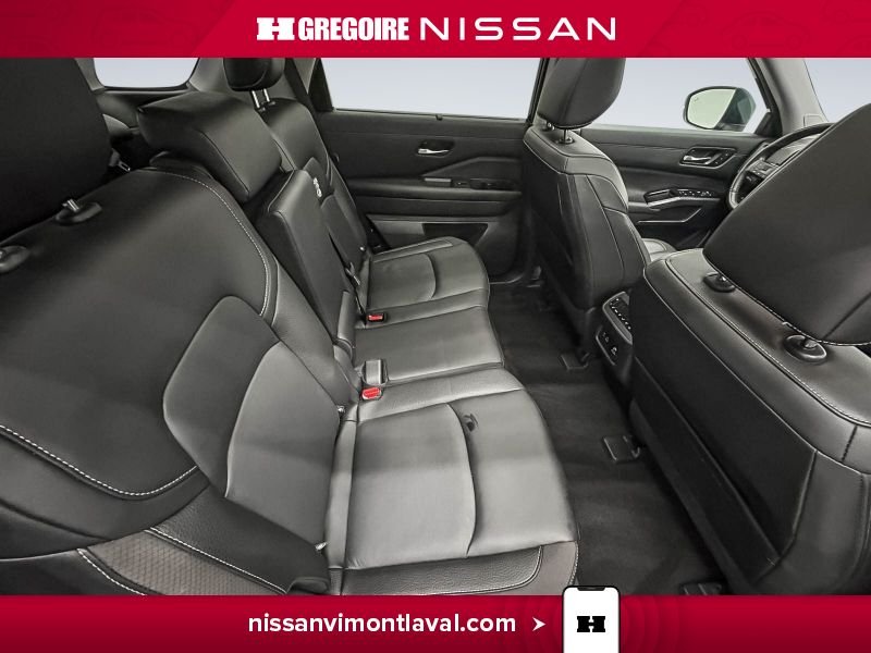 2023 Nissan Pathfinder Green Laval - photo #11