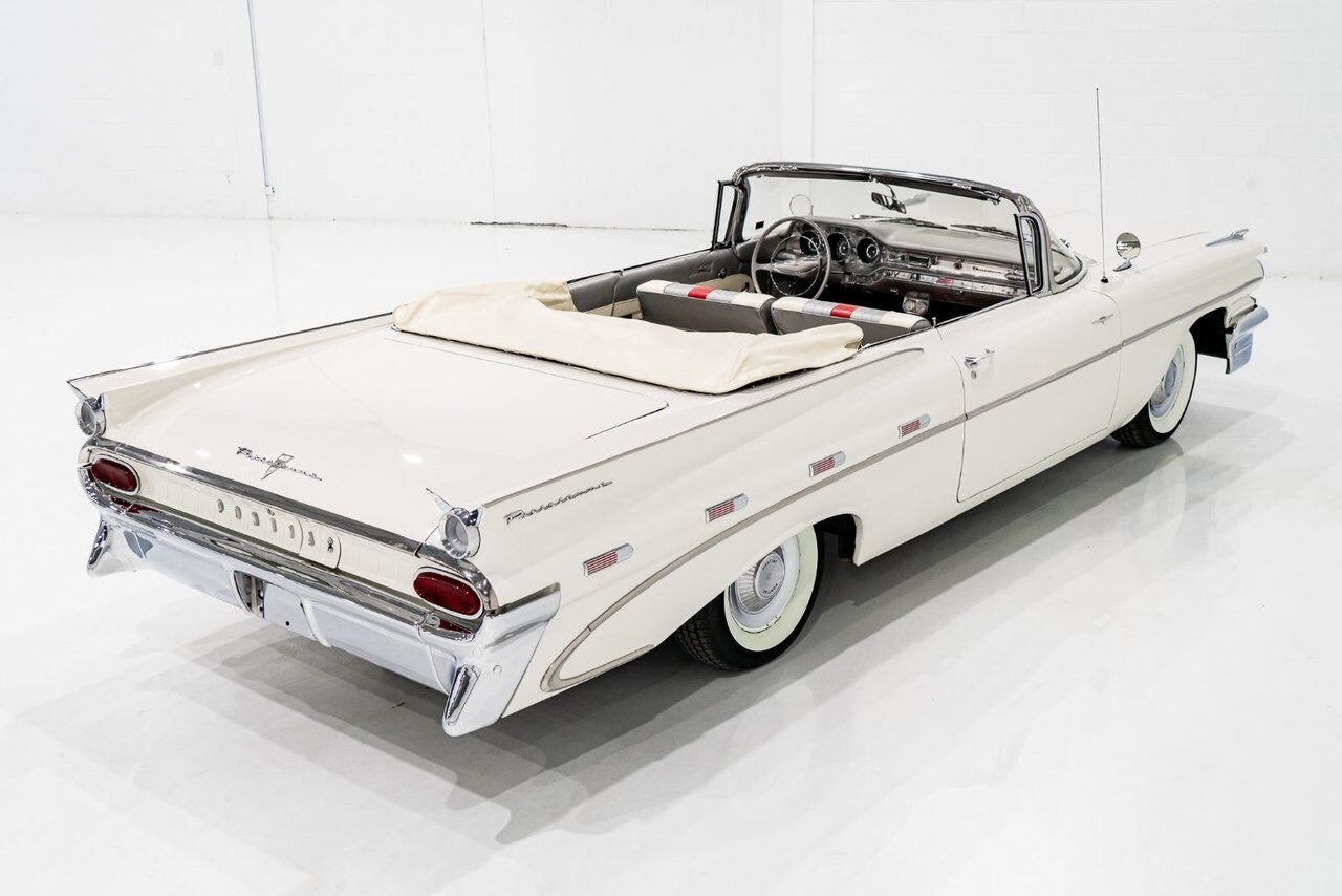Pontiac PARISIENNE **PRIX EN USD** Fully restored with 261cu.in. and GM built sheet 1959 Blanc Montréal - photo #24