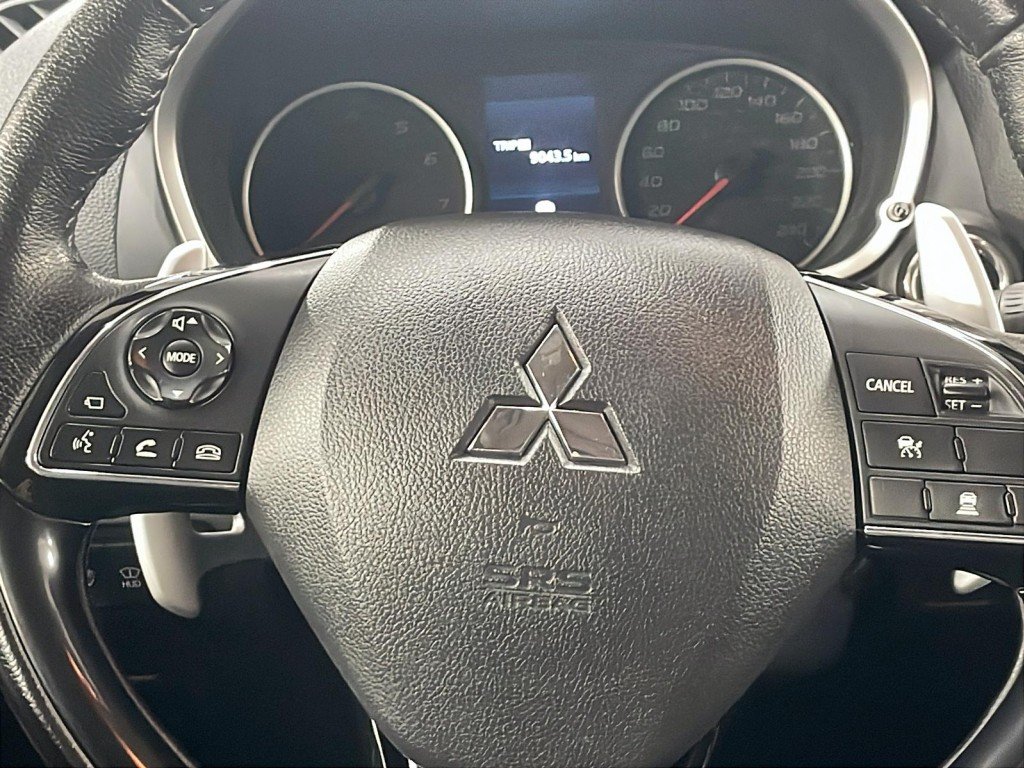 Mitsubishi Eclipse 2018 Argent Amos - photo #15