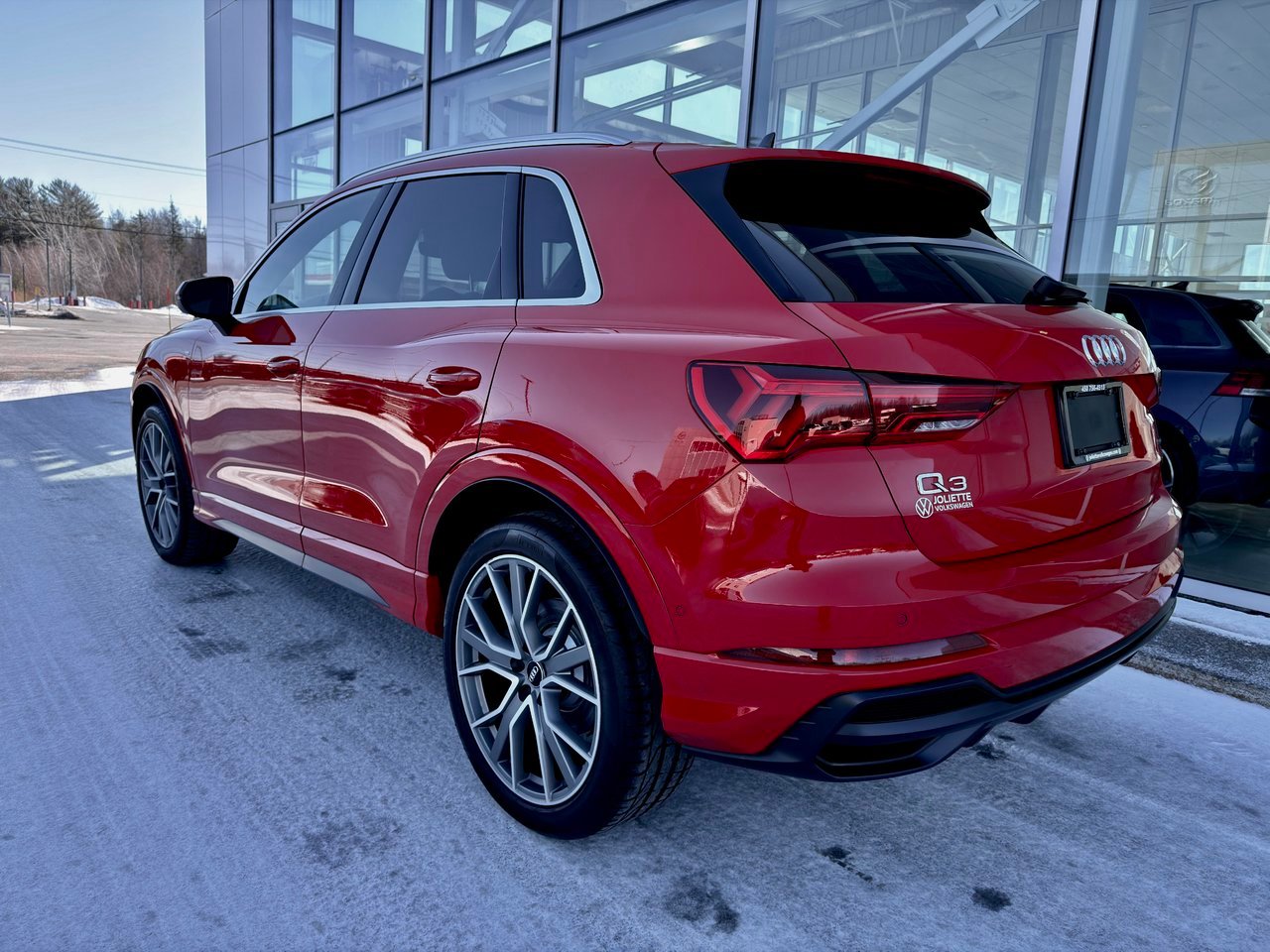 2019 Audi Q3 Red Notre-Dame-des-Prairies - photo #9