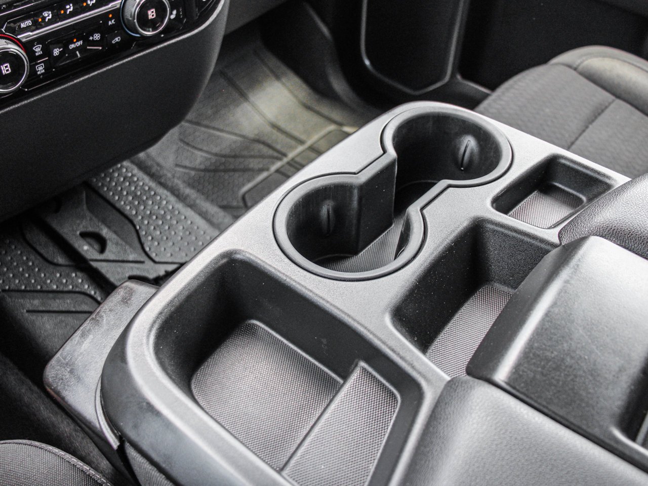 2022 Chevrolet Silverado 1500 4WD Crew Cab 147 RST Black Sherwood Park - photo #25