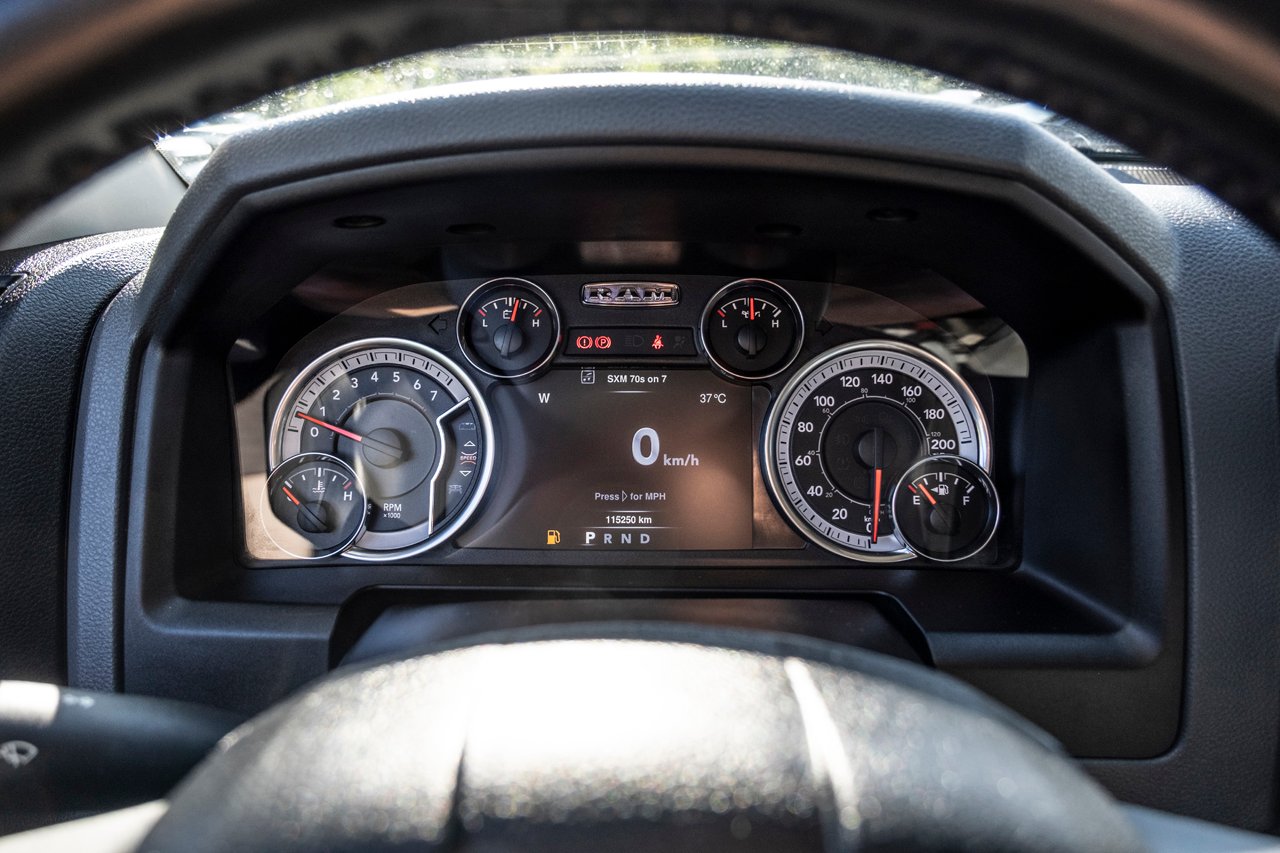 Ram 1500 Classic 2019 Noir Gatineau - photo #11