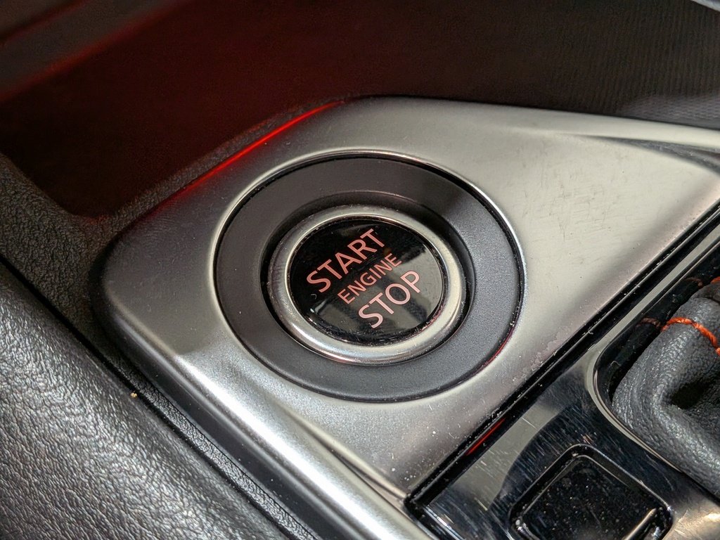 Nissan Sentra SR Manual 2024 Gris Val-David - photo #26