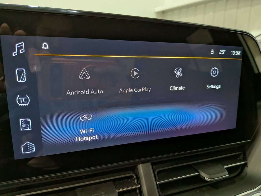 2025 Chevrolet Trax FWD 4dr LT White Val-David - photo #26