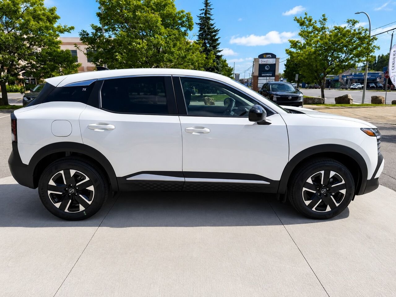 2026 NISSAN Kicks KICKS SV AWD Aspen White TriCoat Châteauguay - photo #7