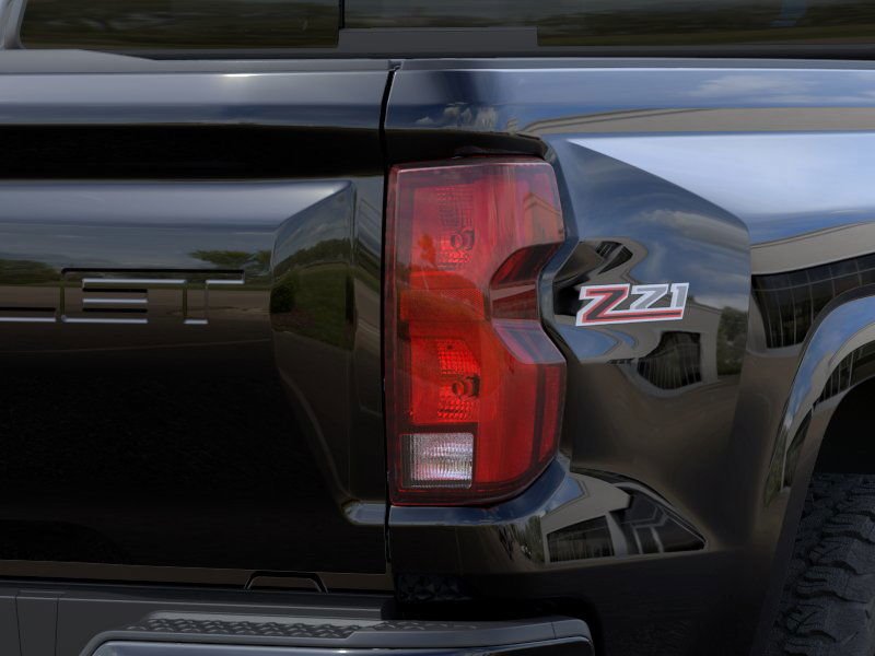 Chevrolet Colorado Z71 4RM 2024 Noir Saint-Eustache - photo #10