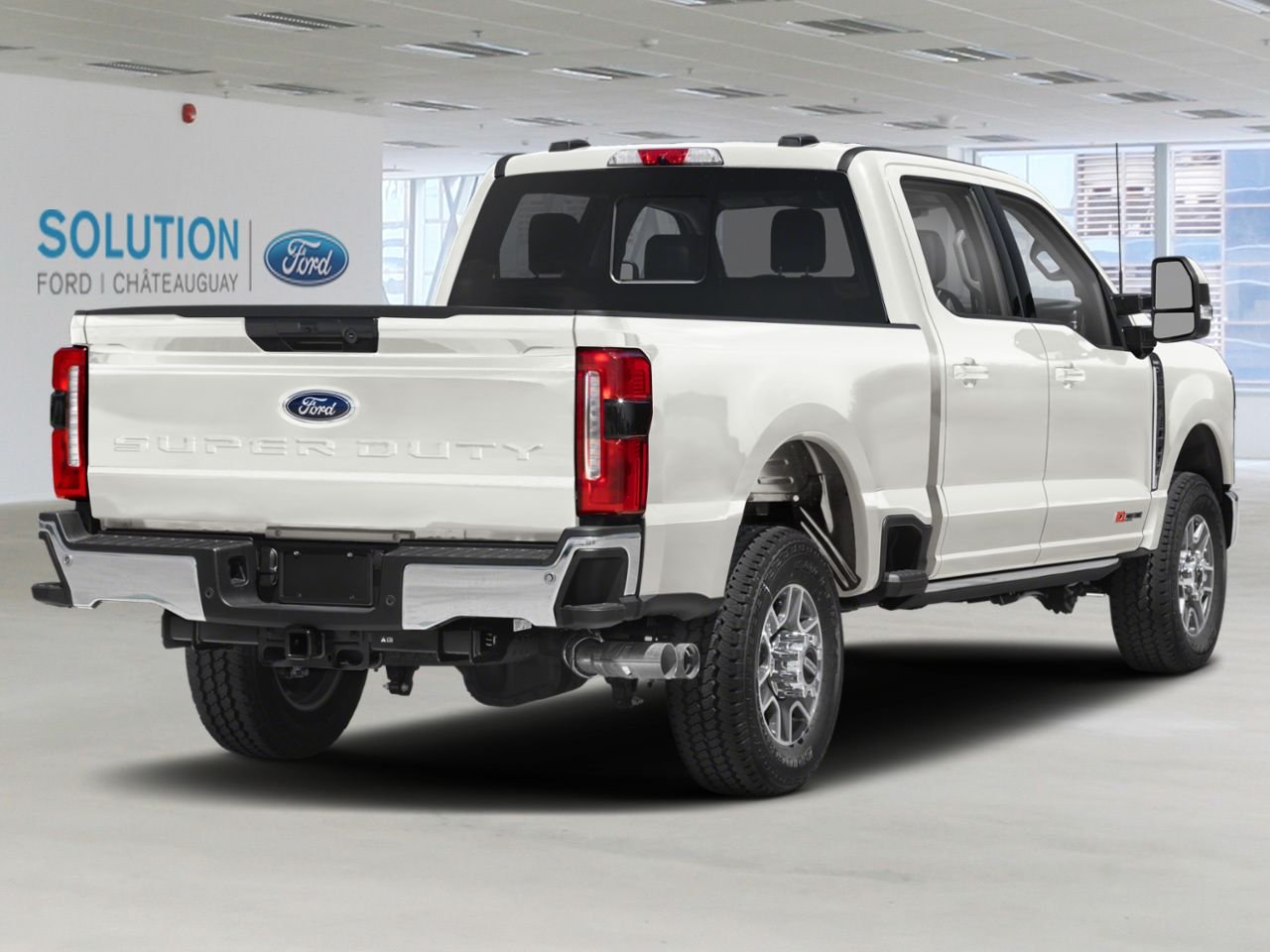 Ford Super Duty F-250 SRW LARIAT CABINE 6 PLACES 4RM CAISSE DE 6,75 PI 2026 Blanc astral métallisé trois couches Châteauguay - photo #1