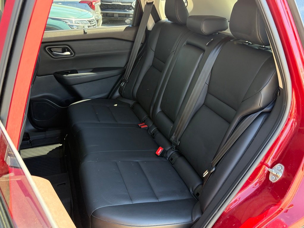 2022 Nissan Rogue Red Gatineau - photo #17