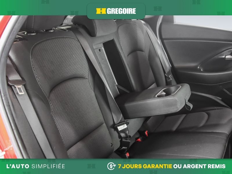 2020 Hyundai Elantra Red Saint-Eustache - photo #26