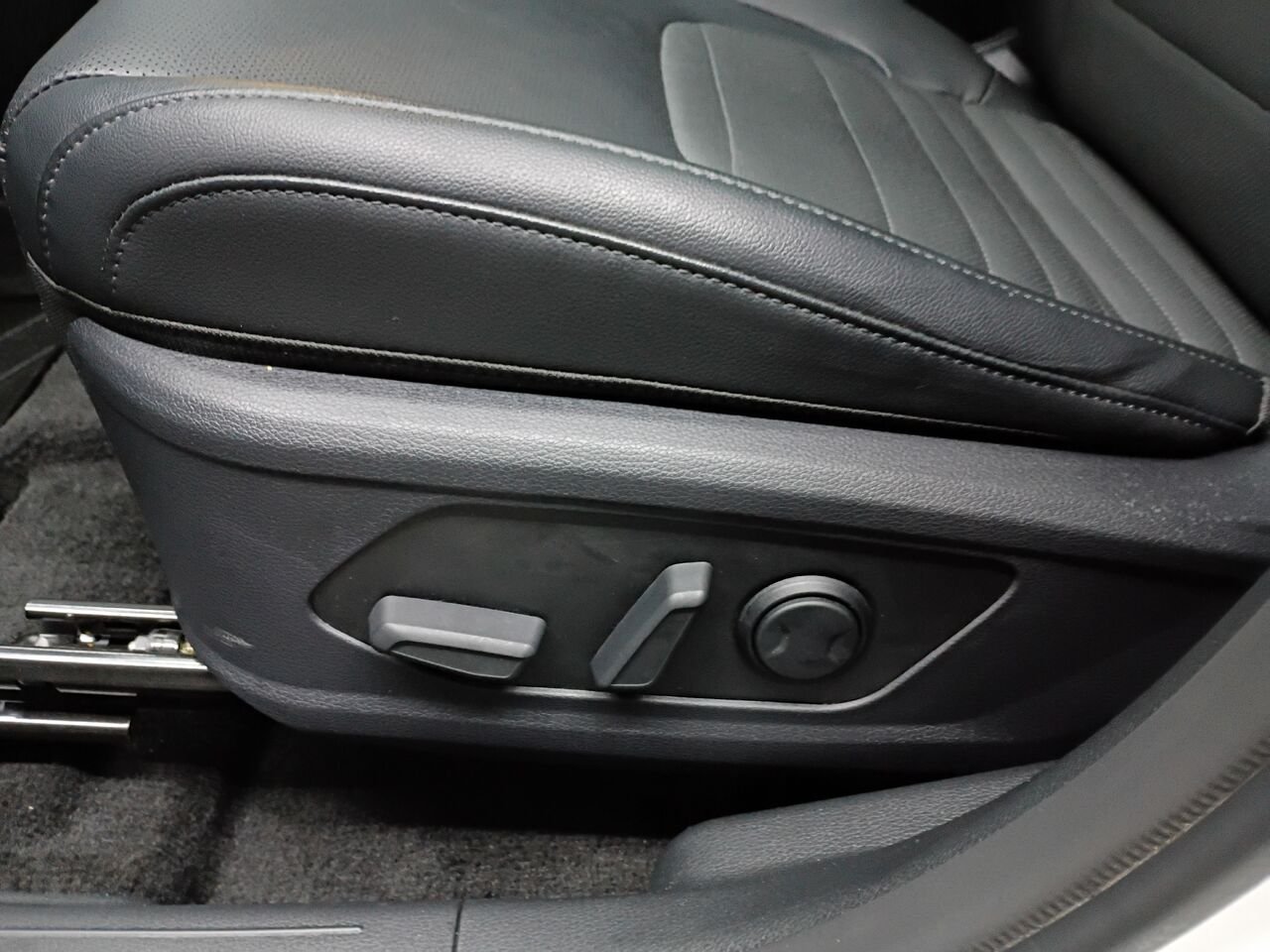 Kia Sportage hybride rechargeable 2023 Blanc Blainville - photo #18