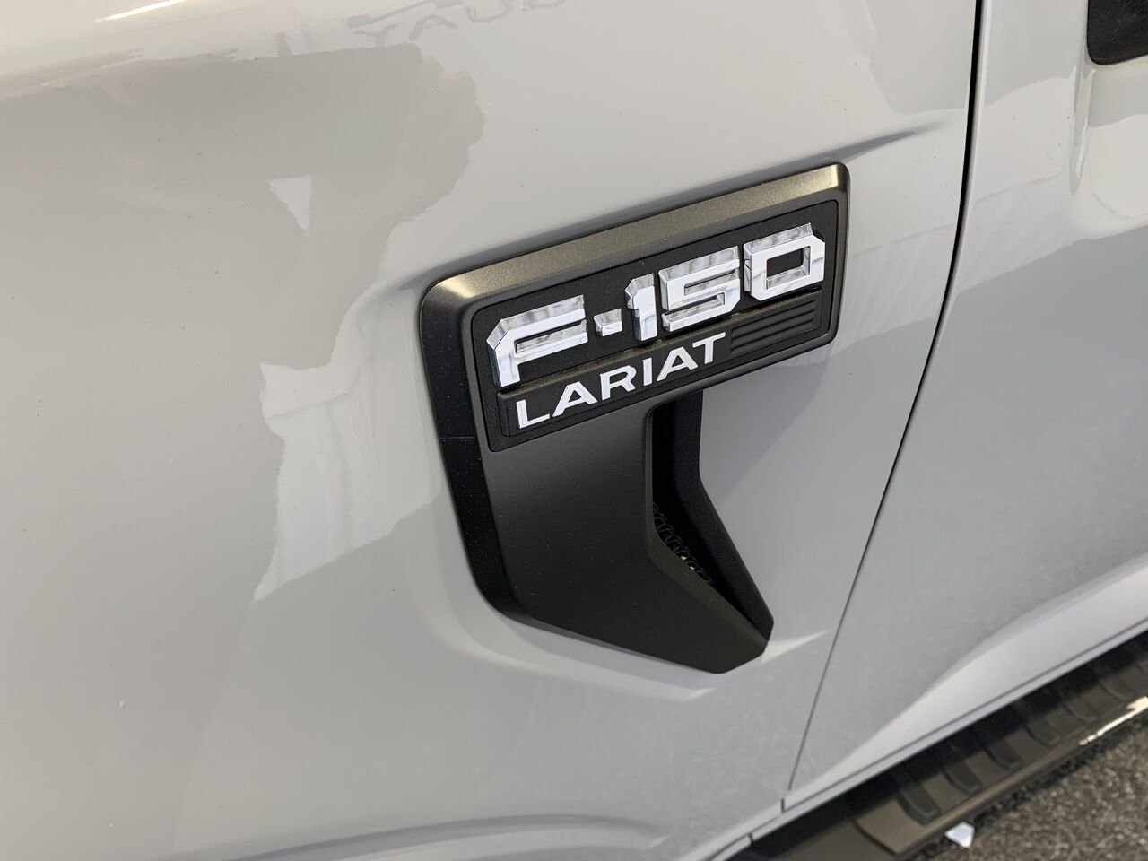 2023 Ford F-150 Grey Châteauguay - photo #3