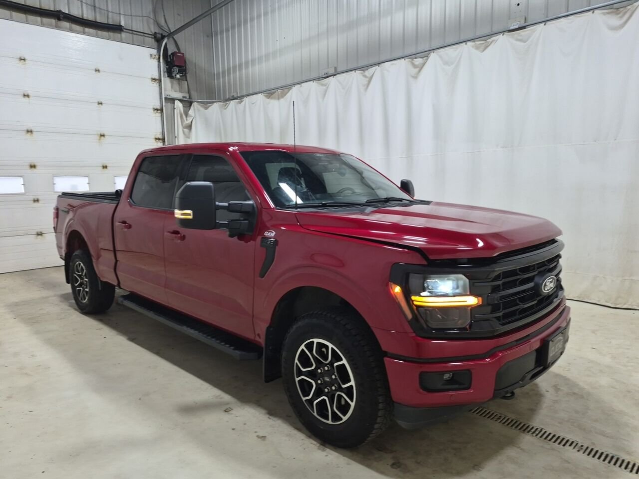 2024 Ford F-150 Red Châteauguay - photo #1