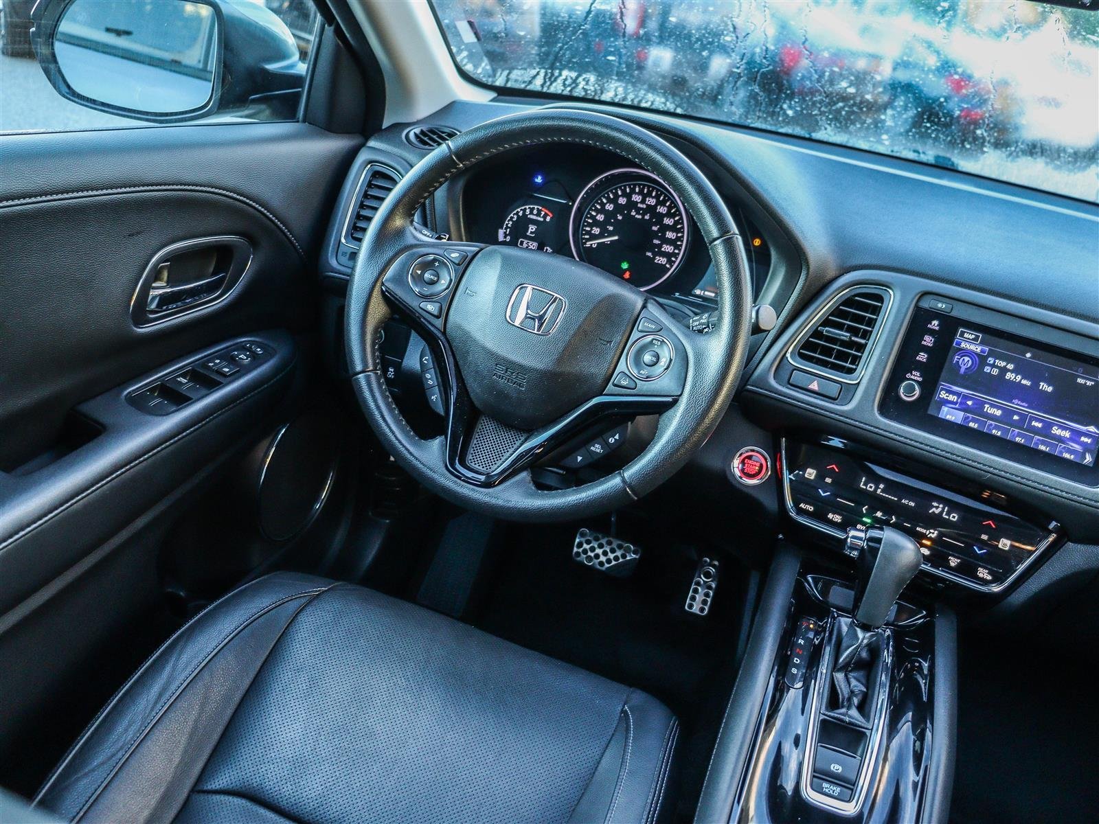 Honda HR-V Touring 2022 Grey Ottawa & Gatineau - photo #11