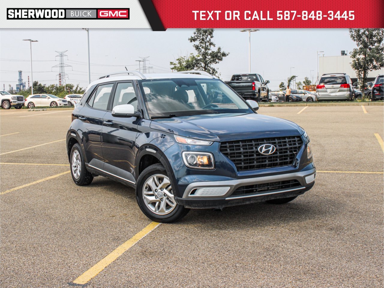 2023 Hyundai Venue Preferred IVT w/Two-Tone Blue Sherwood Park - photo #0