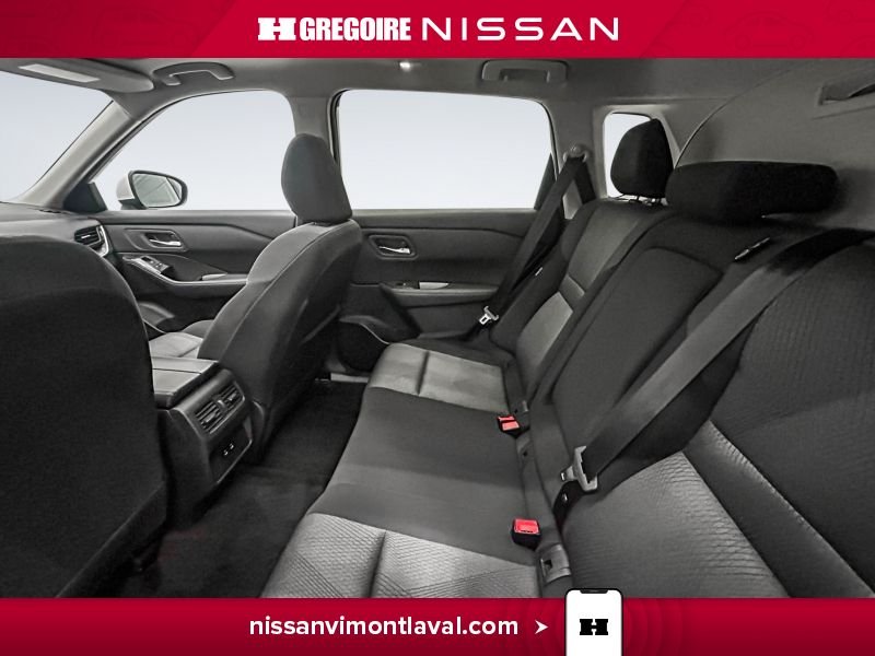 Nissan Rogue 2024 Blanc Laval - photo #16