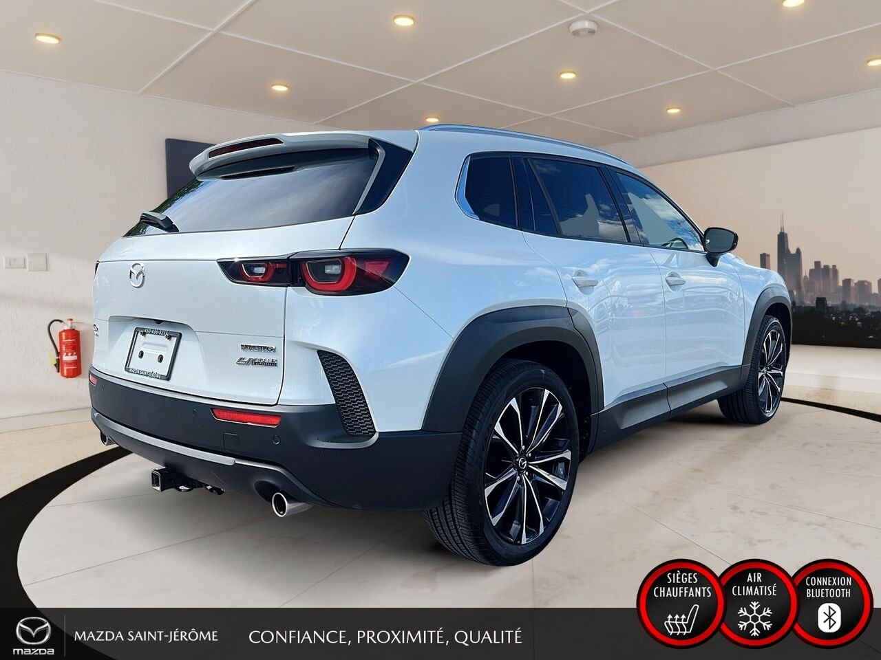 Mazda CX-50 GT | TOIT PANORAMIQUE | CUIR BRUN | AWD | 2025 Blanc Saint-Jérôme - photo #5