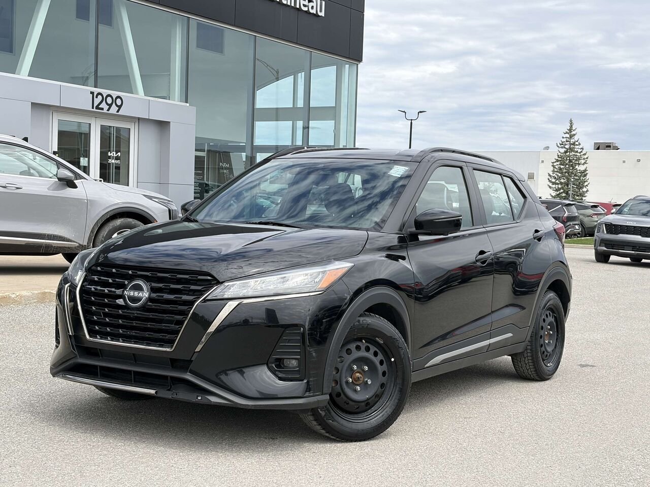 2023 Nissan Kicks Black Gatineau - photo #8