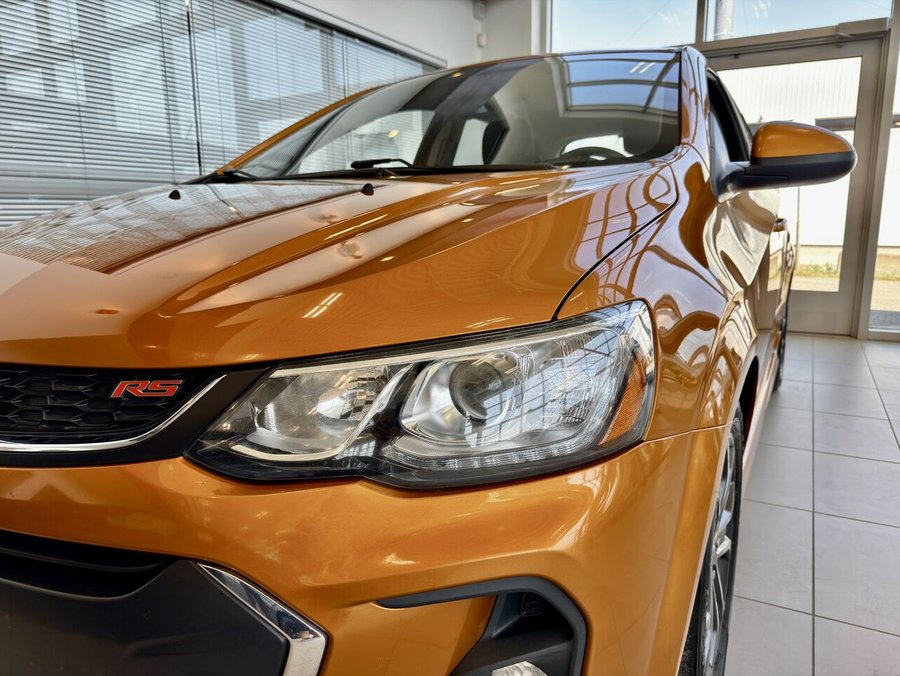 Chevrolet Sonic 2017 2017 Orange