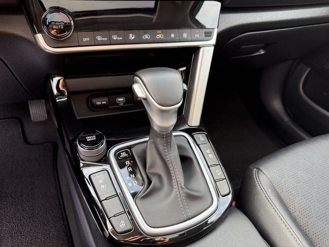 2023 Kia Seltos SX Turbo TI avec intérieur noir Blue Châteauguay - photo #21