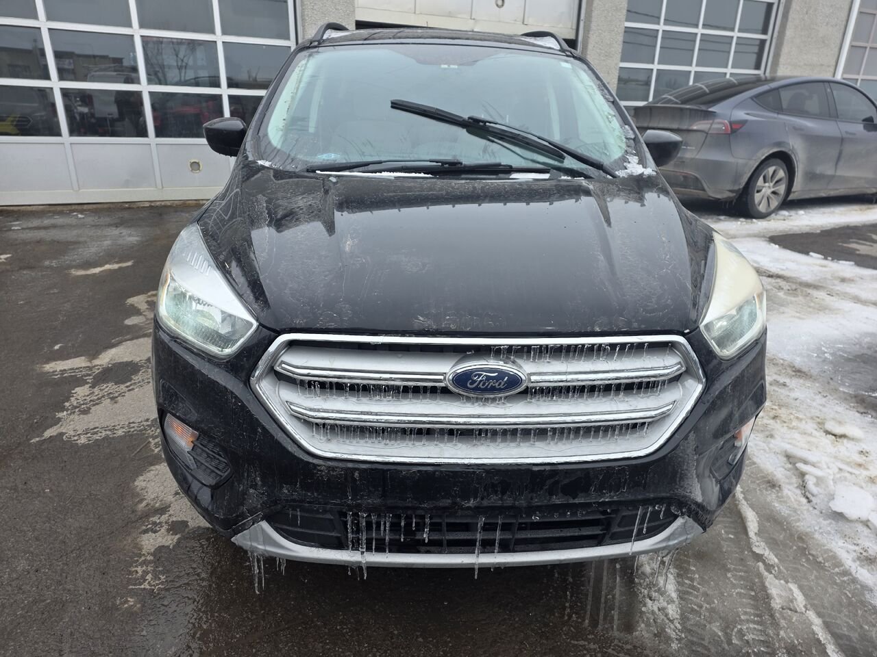2018 Ford Escape Black  - photo #9