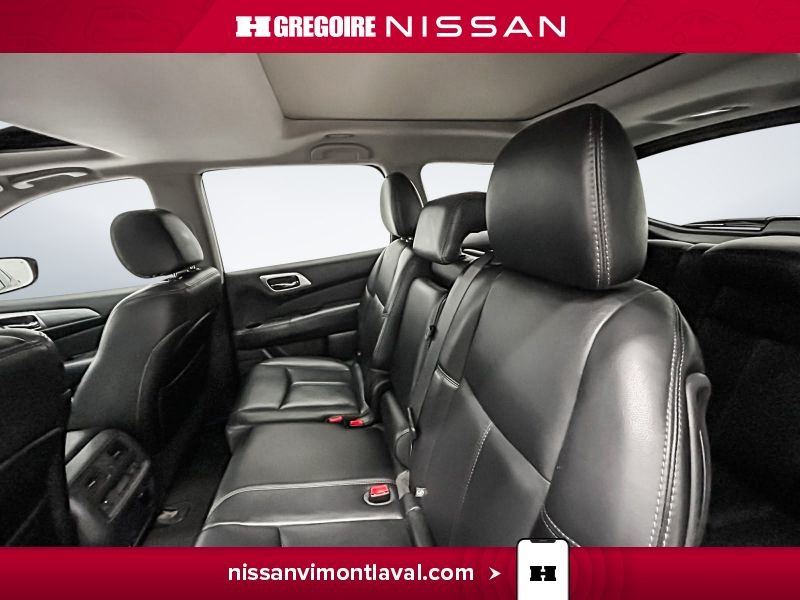 2017 Nissan Pathfinder Grey Laval - photo #18