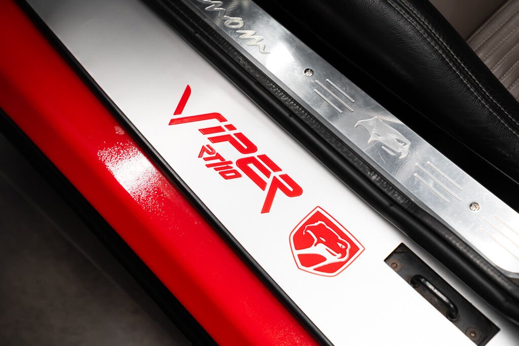 1994 Dodge Viper Red Montreal - photo #30