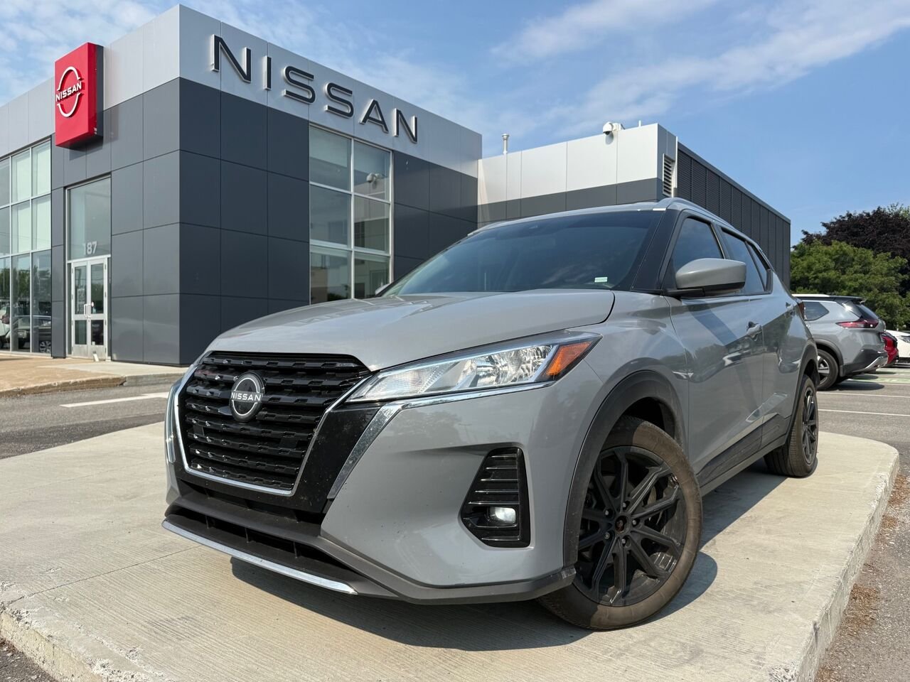 2024 Nissan Kicks SV TA Grey Châteauguay - photo #0