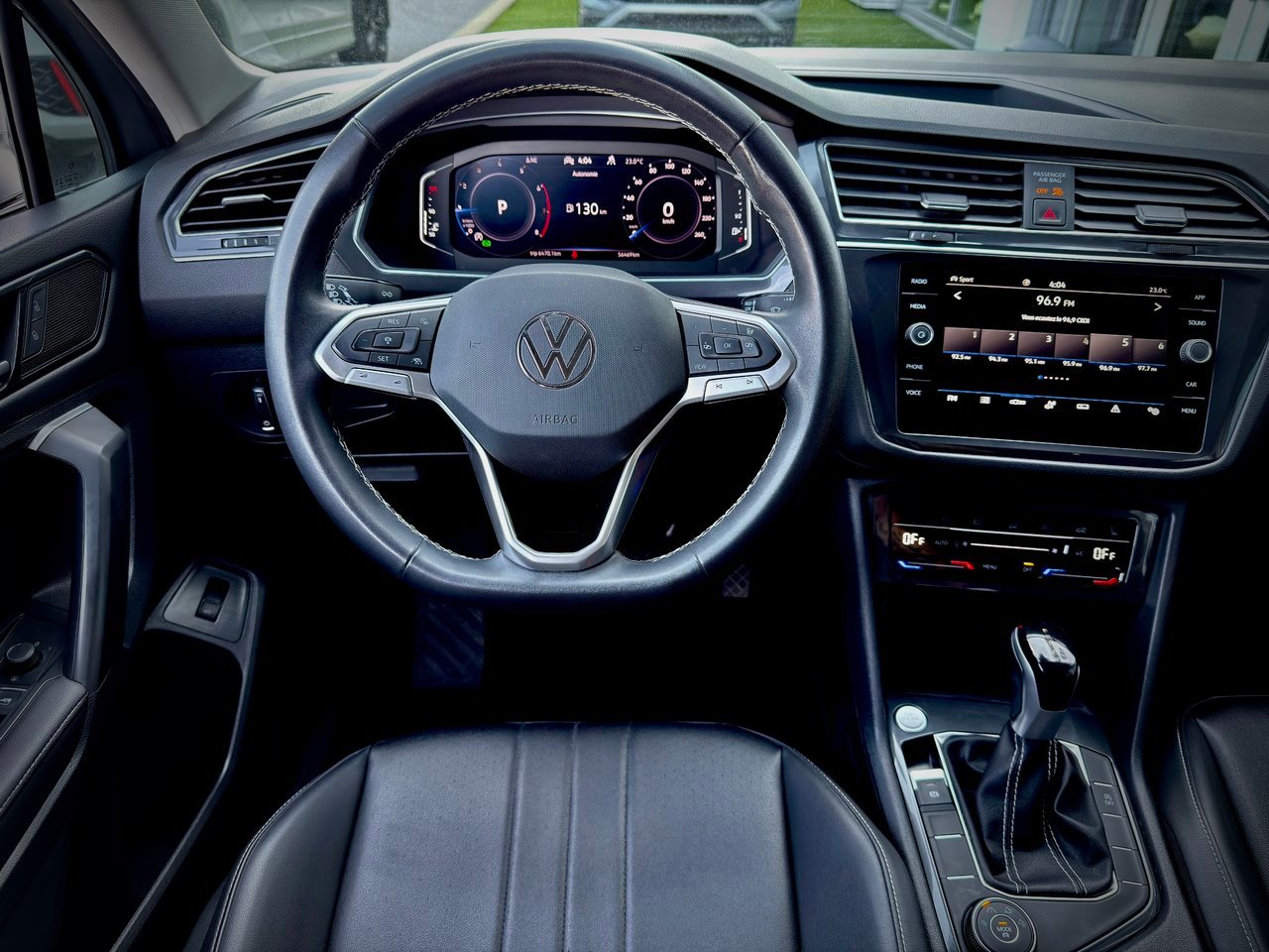 2023 Volkswagen Tiguan Notre-Dame-des-Prairies - photo #15
