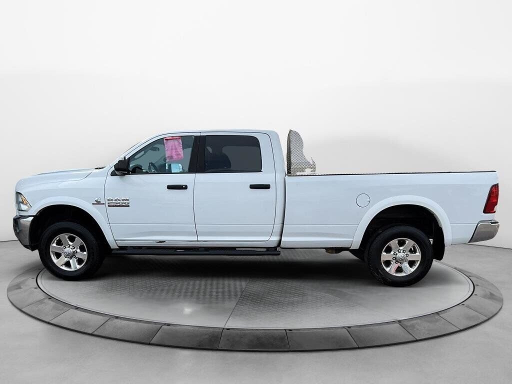 2015 Ram 2500 VIN 3C6UR5JL7FG623673 White Chicoutimi - photo #4